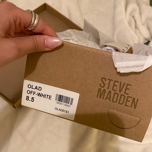 NWT Steve Madden Olaf White Quilted wood sandal - Picture 4 of 5